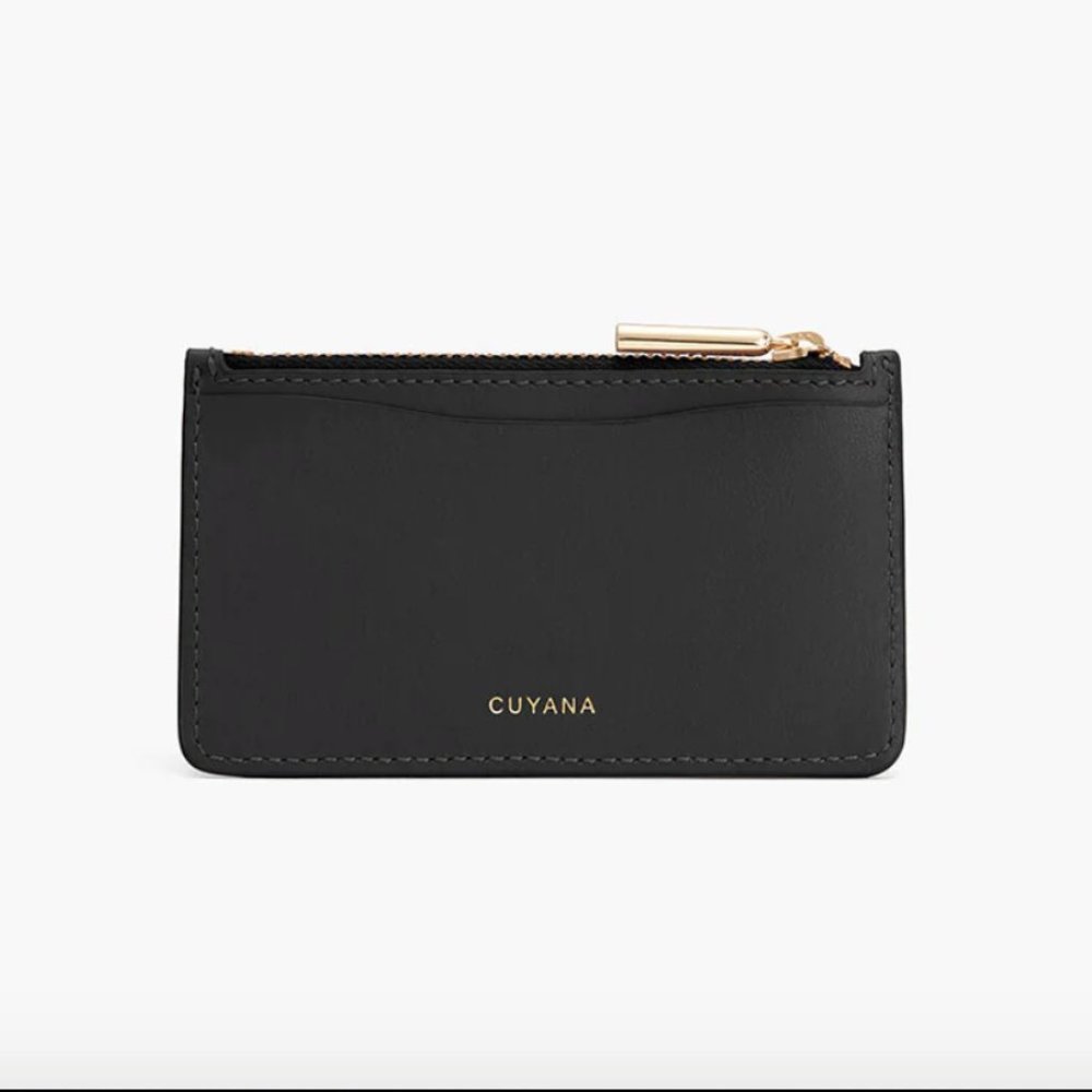 NWT Cuyana Zip Card Holder in Black Smooth Leather